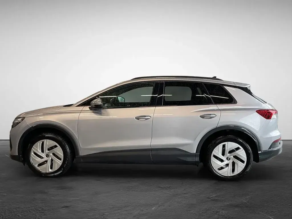 Gebraucht Audi Q4 e-tron Ambiente 150 kW (204 PS) 2025 Florettsilber metallic SUV