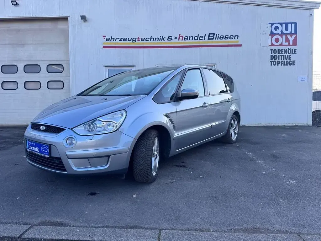 Gebraucht Ford S-MAX Titanium 140 PS (102 kW) 2006 Silber Van / Kleinbus