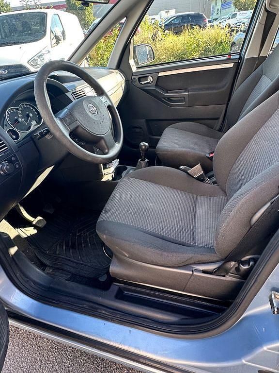 Blau Gebraucht 2009 Opel Meriva Innovation Van / Kleinbus | 1.750 € (Guter Preis) - Bild 1/4