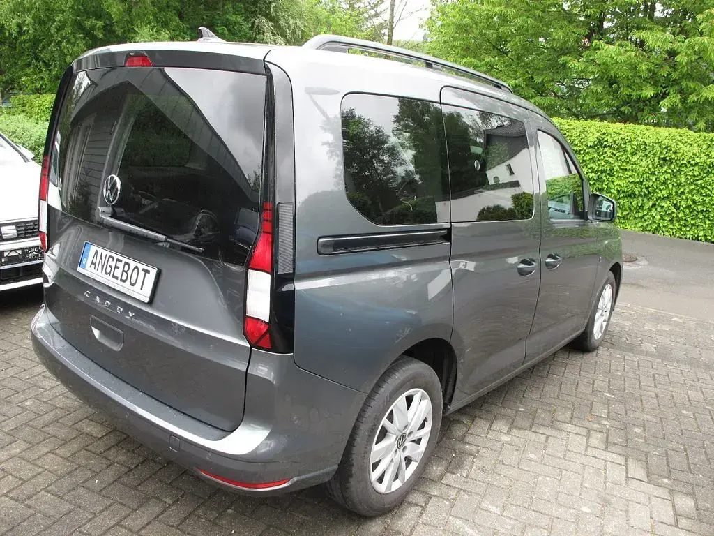 Gebraucht VW Caddy Life 102 PS (75 kW) 2025 Grau Van / Kleinbus
