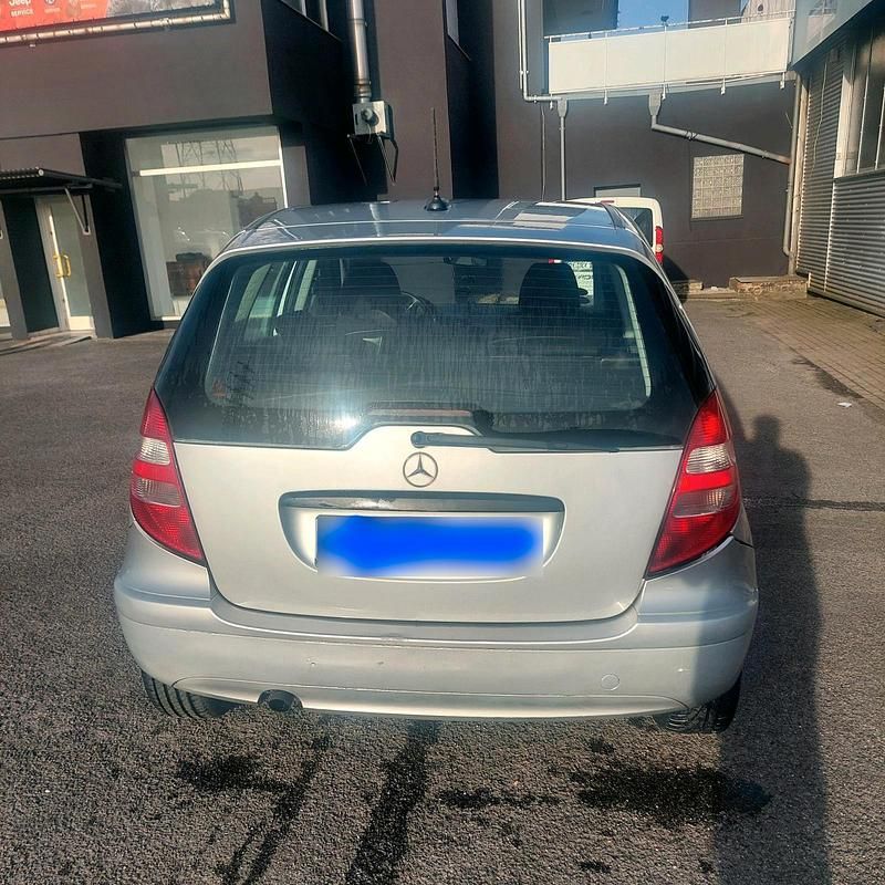 Gebraucht Mercedes A150 95 PS (69 kW) 2005 Silber Kleinwagen