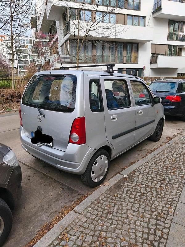 Gebraucht Opel Agila 76 PS (55 kW) 2005 Silber Van / Kleinbus