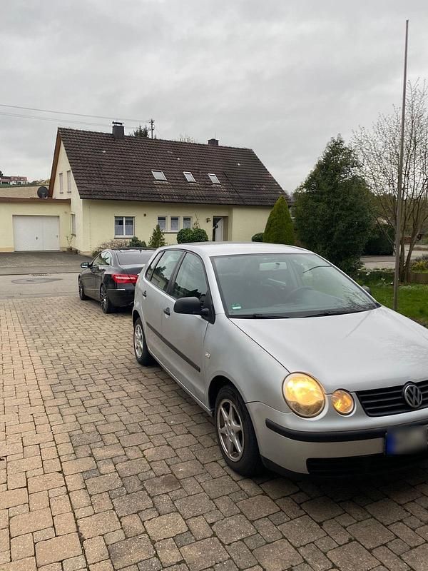 Gebraucht VW Polo 75 PS (55 kW) 2003 Silber Kleinwagen