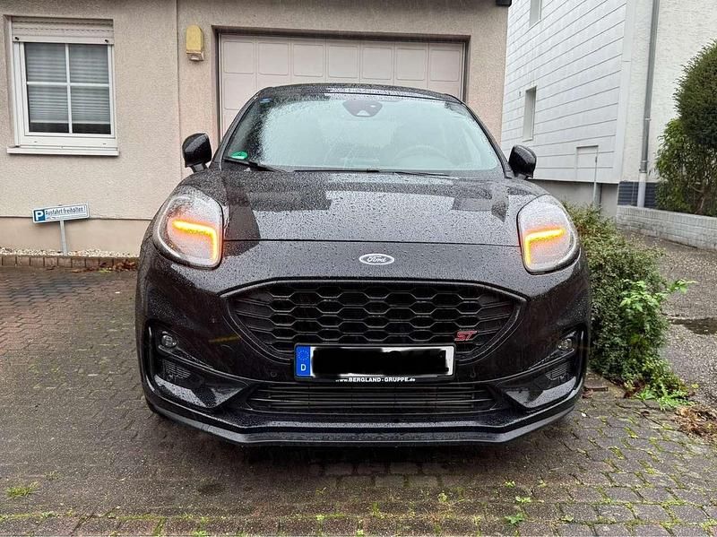 Schwarz Gebraucht 2023 Ford Puma Gen-E ST SUV | 24.890 € - Bild 1/4