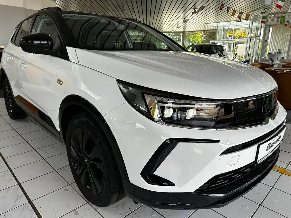 Gebraucht Opel Grandland X 224 PS (164 kW) 2023 Weiß SUV