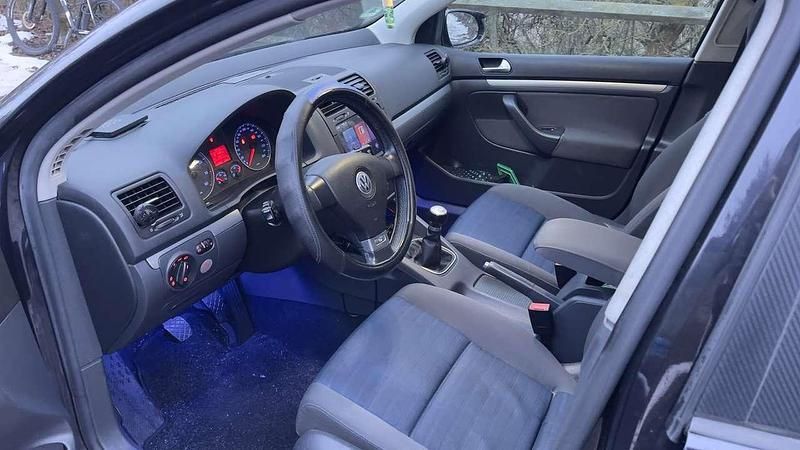 Gebraucht VW Golf V 116 PS (85 kW) 2006 Schwarz Kleinwagen