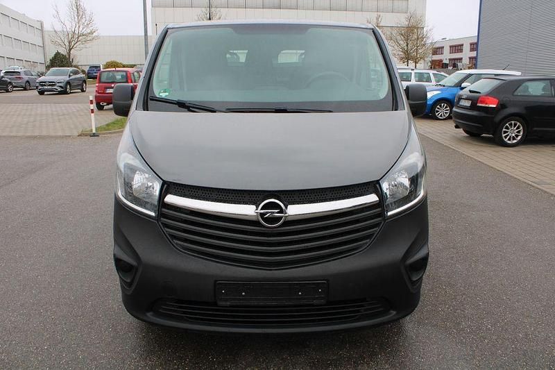 Second-hand Opel Vivaro 125 CP (91 kW) 2017 Gri Monovolum