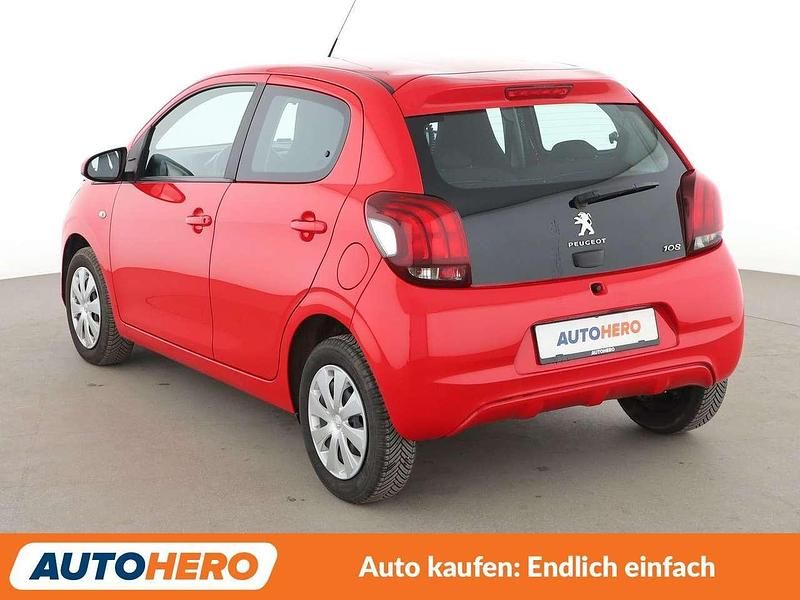 Gebraucht Peugeot 108 Active 72 PS (52 kW) 2021 Rouge scarlet Kleinwagen