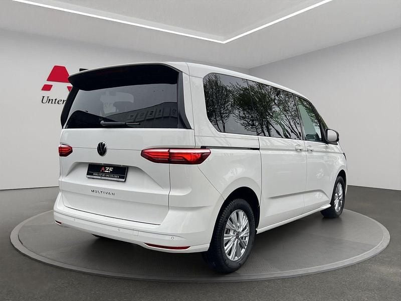 Neu VW Multivan Life 150 PS (110 kW) 2025 Weiß Van
