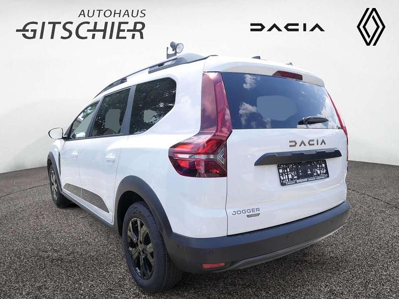 Gebraucht Dacia Jogger Extreme 94 PS (69 kW) 2024 Arktisweiß Van / Kleinbus