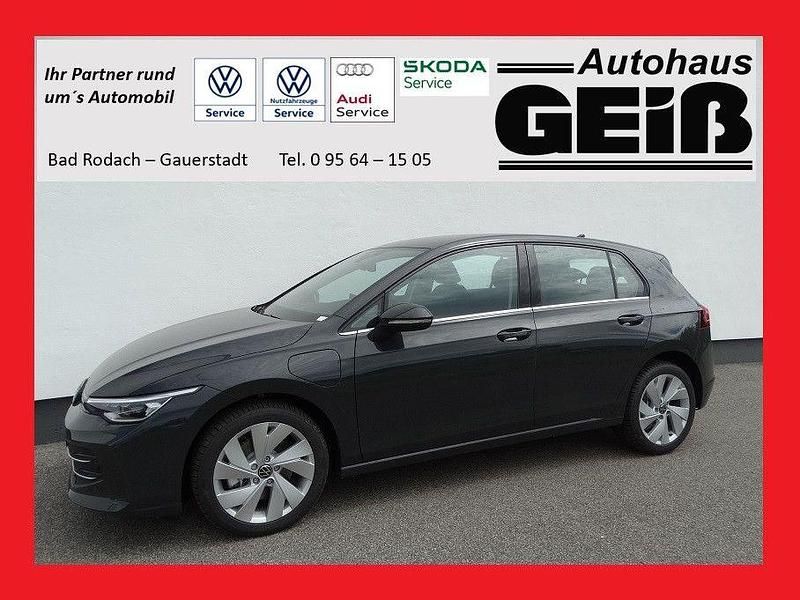 Grau Neu 2025 VW Golf VIII Style Limousine | 35.899 € (Fairer Preis) - Bild 1/4