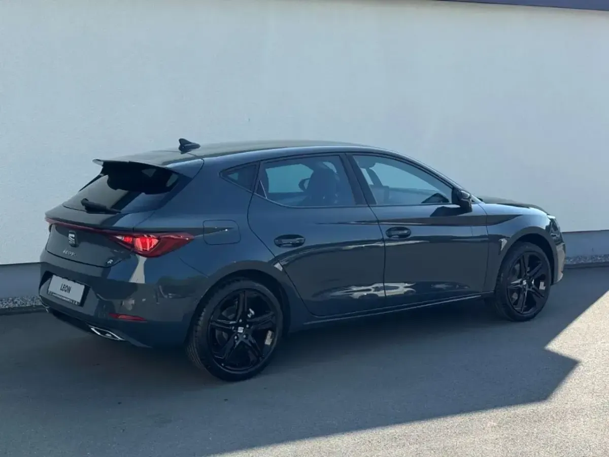 Gebraucht Seat Leon ST FR 150 PS (110 kW) 2024 Rot Kombi