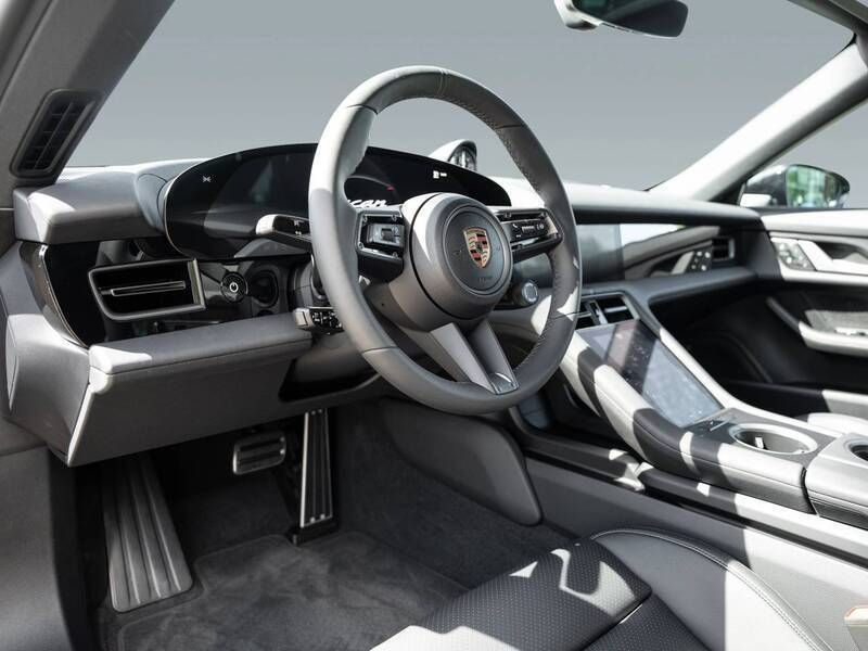 Gebraucht Porsche Taycan 319 kW (435 PS) 2024 Tiefschwarzmetallic Limousine