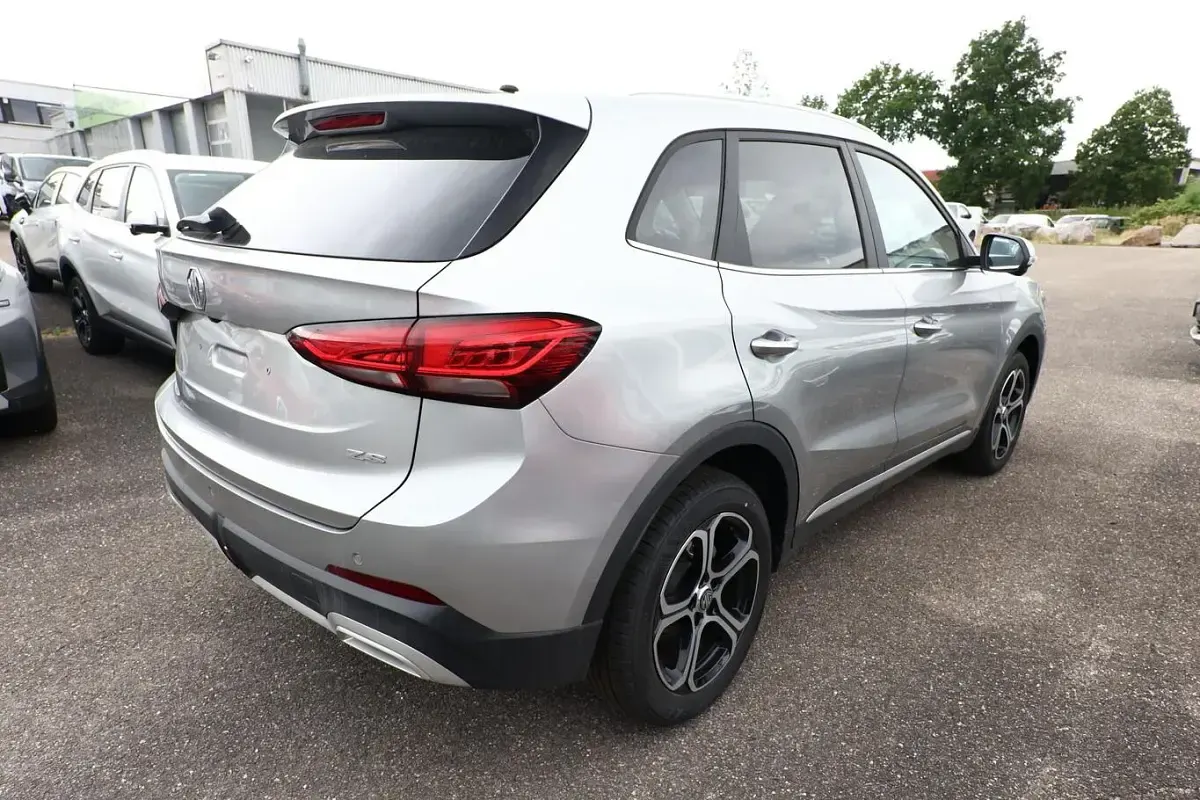 Neu MG ZS Comfort 116 PS (85 kW) 2026 Cosmic silver SUV
