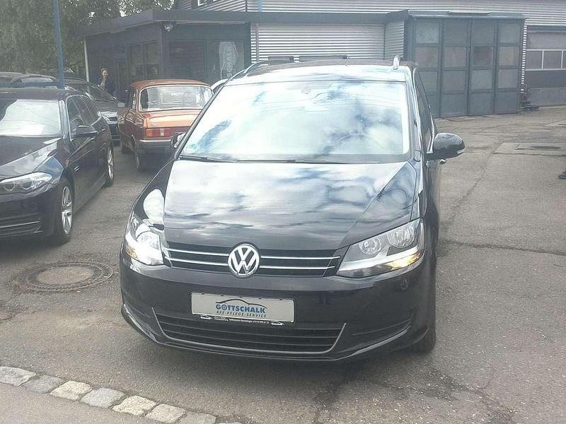 Gebraucht VW Sharan Trendline 140 PS (102 kW) 2014 Schwarz Van / Kleinbus
