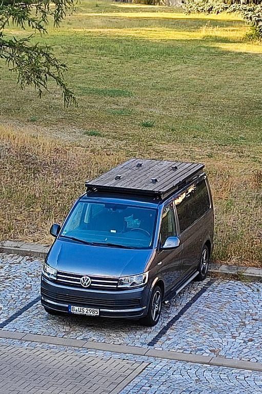 Grau Gebraucht 2016 VW T6 Van | 24.999 € (Fairer Preis) - Bild 1/4