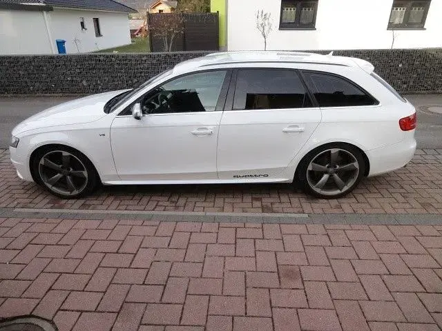 Gebraucht Audi S4 Sport 435 PS (319 kW) 2010 Weiß Limousine
