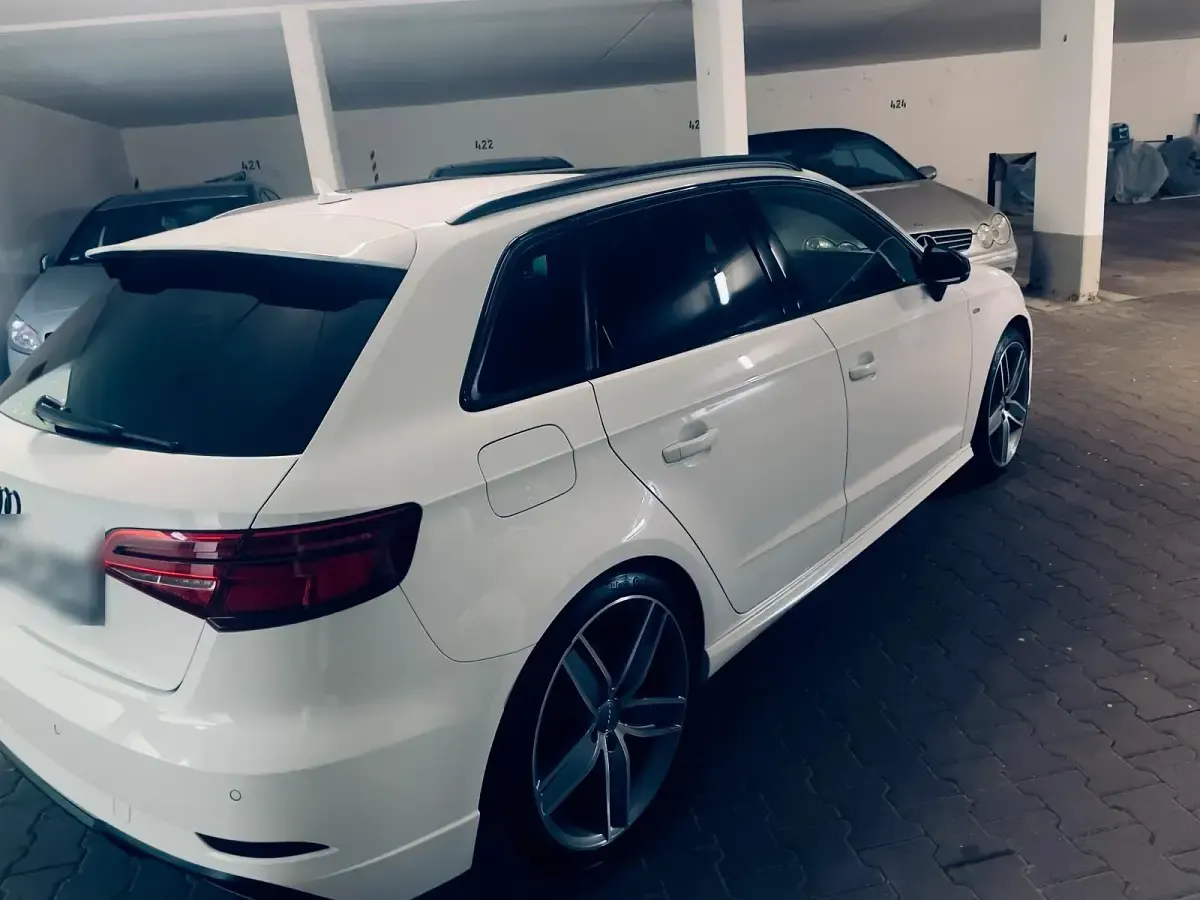 Gebraucht Audi A3 Sport 150 PS (110 kW) 2018 Weiß Limousine