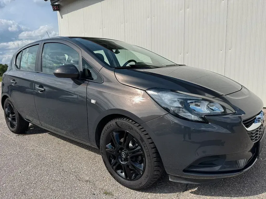 Używany Opel Corsa Edition 90 KM (66 kW) 2016 Szary Hatchback