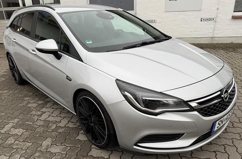 Gebraucht Opel Astra Edition 150 PS (110 kW) 2016 Silber Kombi