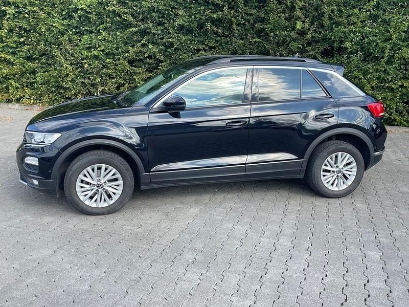 Schwarz Gebraucht 2020 VW T-Roc Style SUV | 12.999 € (Guter Preis) - Bild 1/4