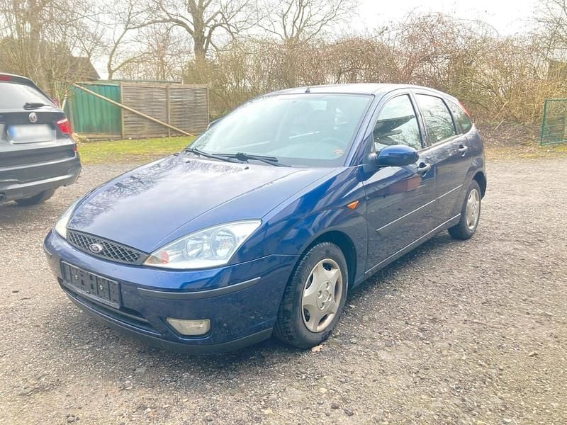 Gebraucht Ford Focus 101 PS (74 kW) 2004 Blau Kleinwagen