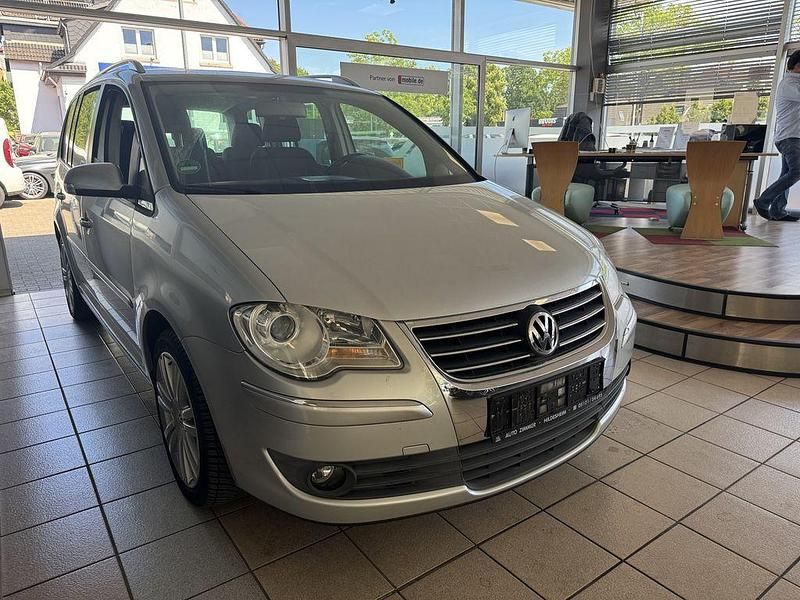 Gebraucht VW Touran Highline 140 PS (102 kW) 2007 Silber Van / Kleinbus
