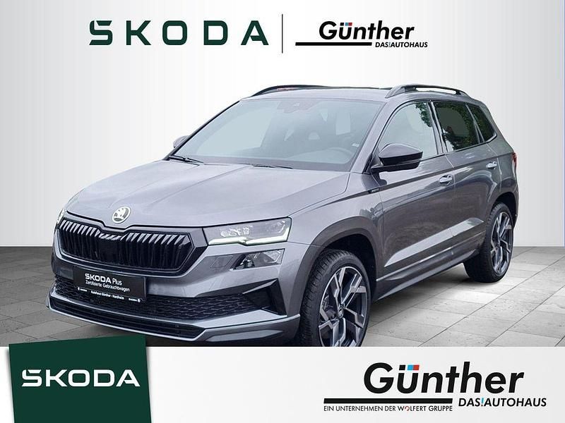 Graphit grau metallic Neu 2025 Skoda Karoq SportLine SUV | 40.950 € (Fairer Preis) - Bild 1/4
