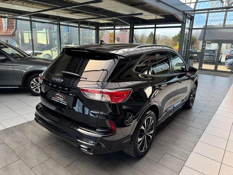 Gebraucht Ford Kuga ST-Line X 180 PS (132 kW) 2022 Schwarz SUV