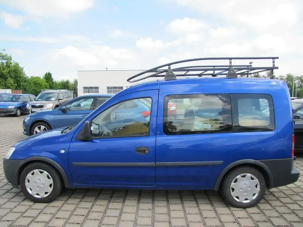 Gebraucht Opel Combo 90 PS (66 kW) 2005 Blau Van / Kleinbus