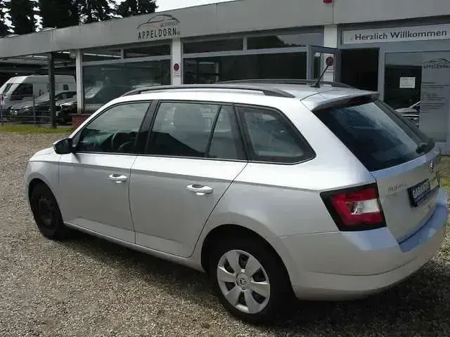 Gebraucht Skoda Fabia Active 75 PS (55 kW) 2018 Silber Kombi