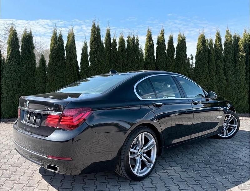 Second-hand BMW 740 313 CP (230 kW) 2013 Negru Berlinǎ