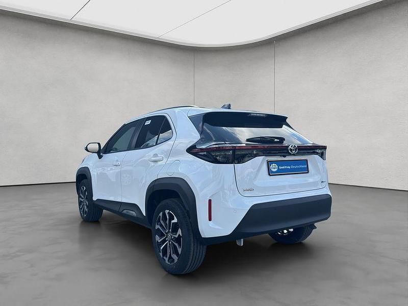 Neu Toyota Yaris Cross 131 PS (96 kW) 2025 Schneeweiß SUV