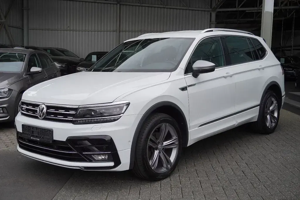 Gebraucht VW Tiguan Allspace R-line 150 PS (110 kW) 2019 Weiß SUV