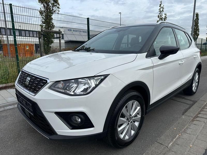 Weiß Gebraucht 2018 Seat Arona XCELLENCE SUV | 10.990 € (Superpreis) - Bild 1/4