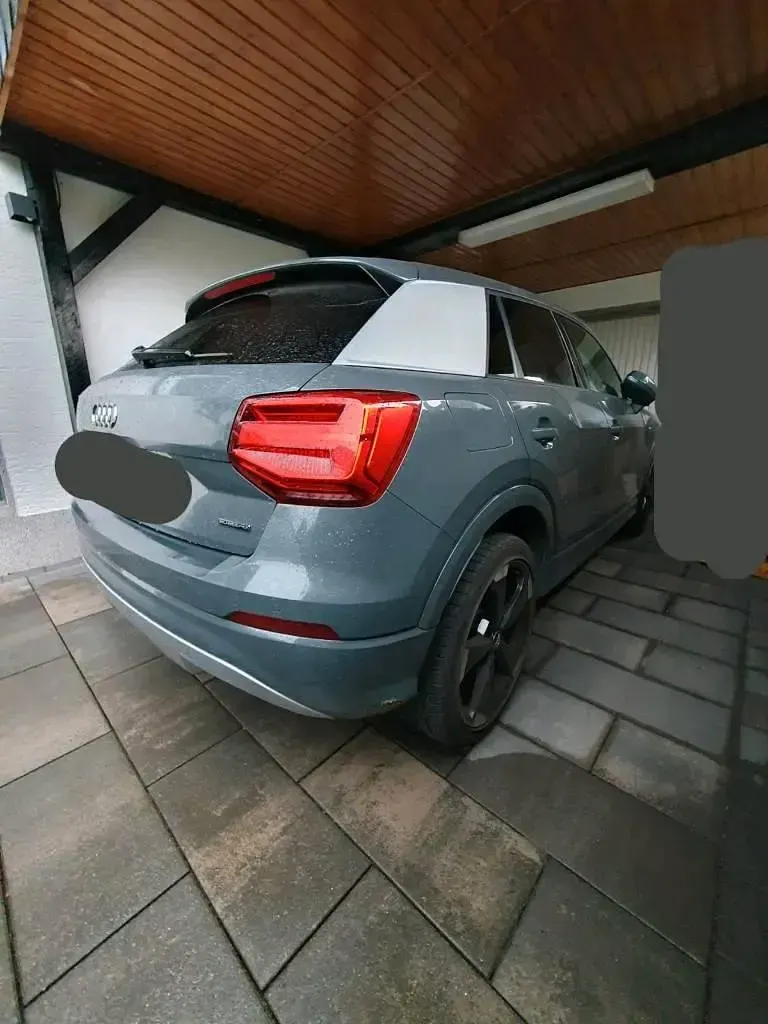 Gebraucht Audi Q2 S-Line 190 PS (139 kW) 2017 Grau SUV