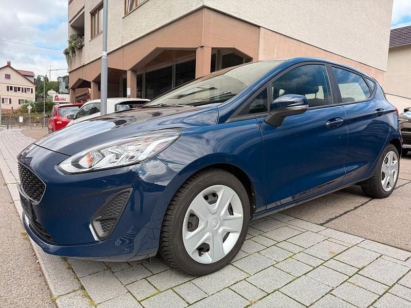 Blau Gebraucht 2020 Ford Fiesta Cool & Connect Kleinwagen | 9.499 € (Fairer Preis) - Bild 1/4