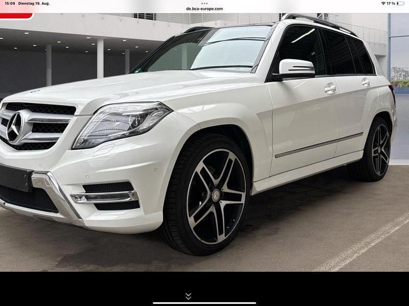 Gebraucht Mercedes GLK250 AMG 204 PS (150 kW) 2015 Weiß SUV