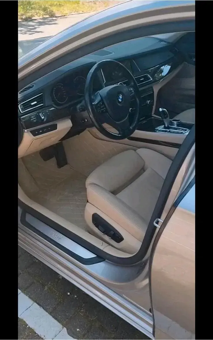 Gebraucht BMW 750 M Performance 381 PS (280 kW) 2014 Grau Limousine