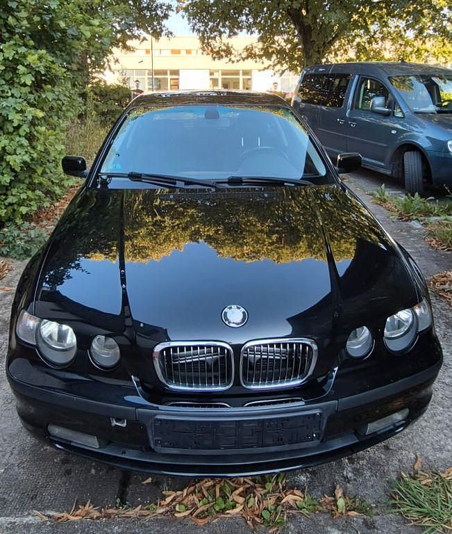 Schwarz Gebraucht 2004 BMW 316 Compact Kleinwagen | 2.200 € (Fairer Preis) - Bild 1/4