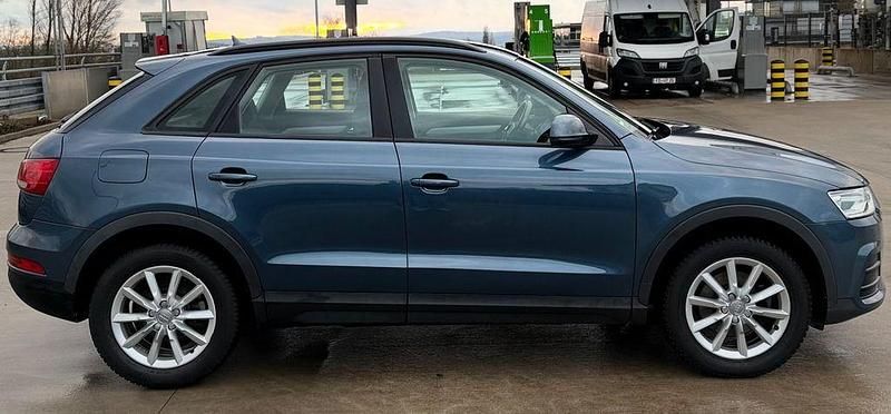Gebraucht Audi Q3 Ambiente 150 PS (110 kW) 2015 Blau SUV