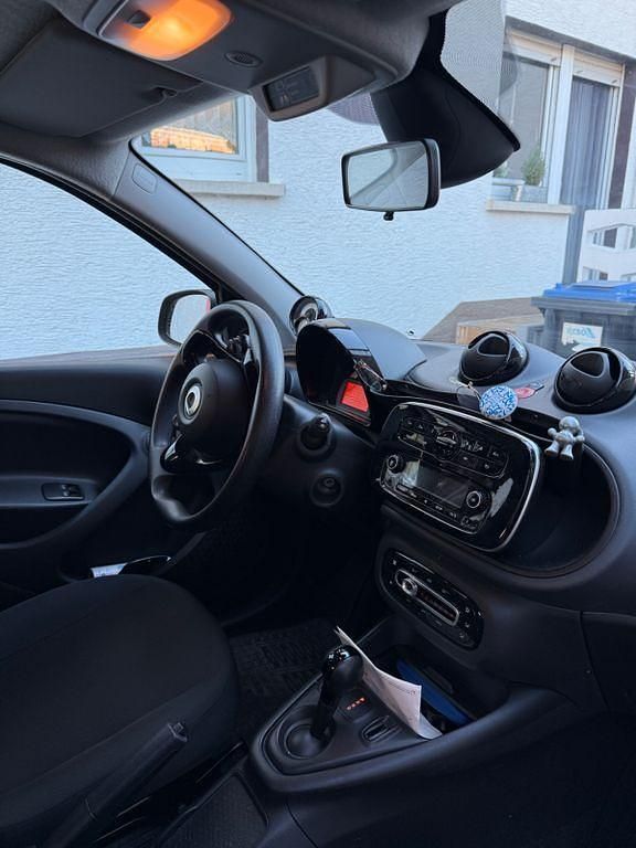 Gebraucht Smart ForFour Electric Drive 60 kW (82 PS) 2022 Schwarz Limousine