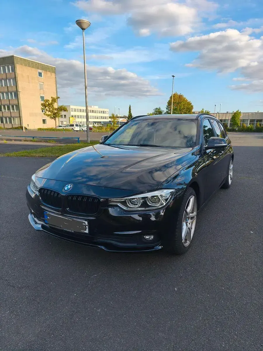 Gebraucht BMW 320 Advantage 190 PS (139 kW) 2016 Schwarz Kombi