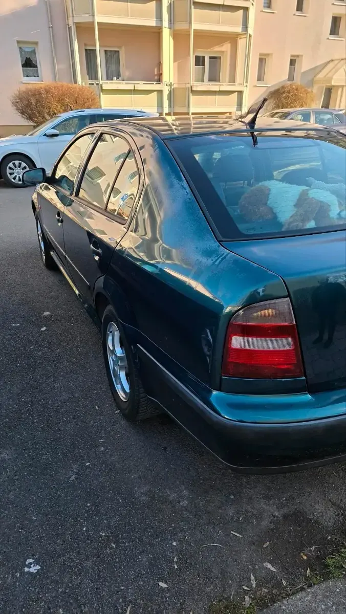 Gebraucht Skoda Octavia 102 PS (75 kW) 1999 Grün Limousine