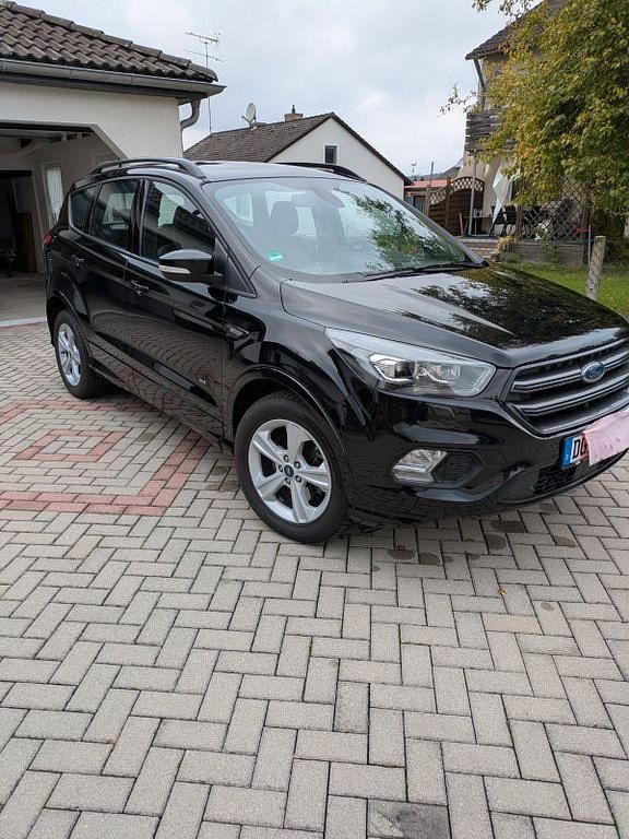 Gebraucht Ford Kuga ST-Line 242 PS (177 kW) 2018 Schwarz SUV