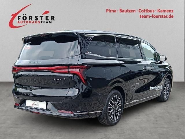 Gebraucht DFSK Forthing 9 245 PS (180 kW) 2025 Schwarz Van / Kleinbus