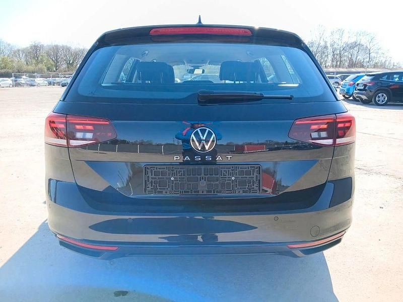 Gebraucht VW Passat 150 PS (110 kW) 2020 Schwarz Limousine