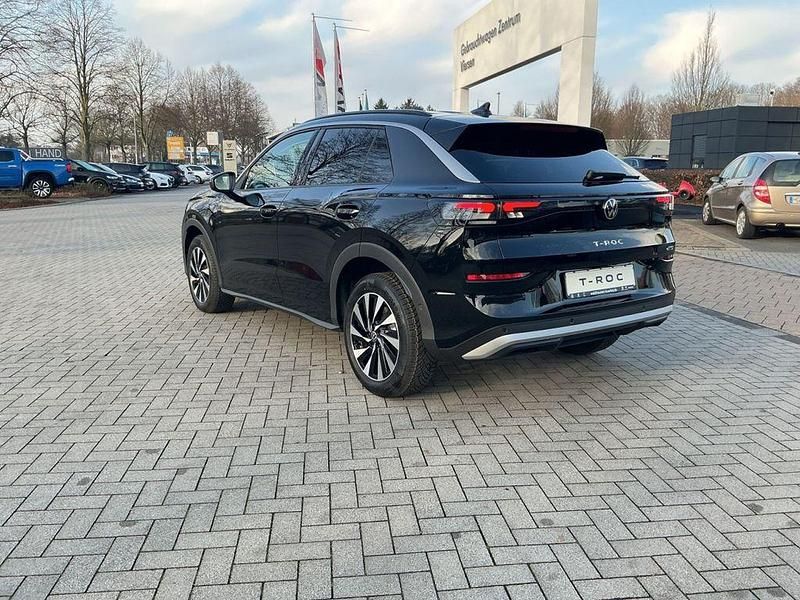 Neu VW T-Roc Life 116 PS (85 kW) 2026 Schwarz SUV