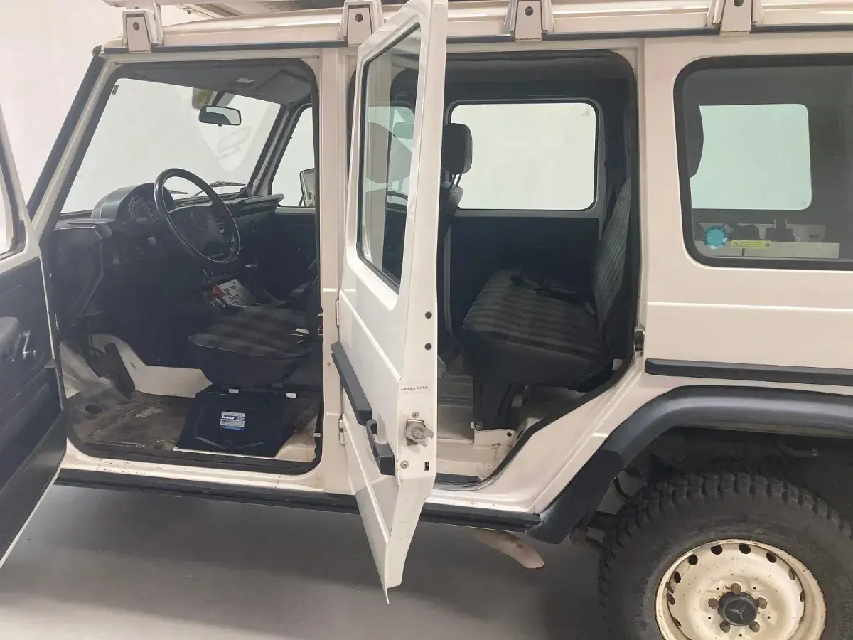Gebraucht Mercedes G270 156 PS (114 kW) 2005 Weiß SUV