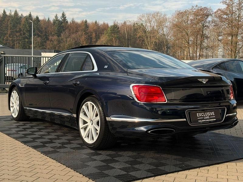 Gebraucht Bentley Flying Spur 635 PS (467 kW) 2020 Blau Limousine